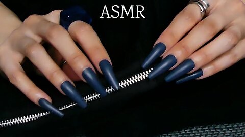 ASMR Tapping & Scratching Zippers (no talking, fabric sounds)