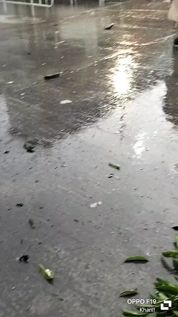 راولپنڈی کرکٹ اسٹیڈیم کے باہر ایک ڈرون طیارہ گر کر تباہی ہو گیا