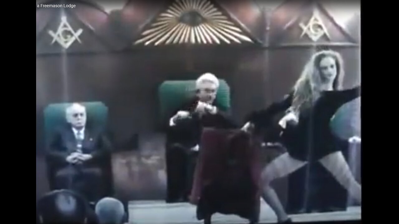 Dancing Reptilian @ Freemason Ritual