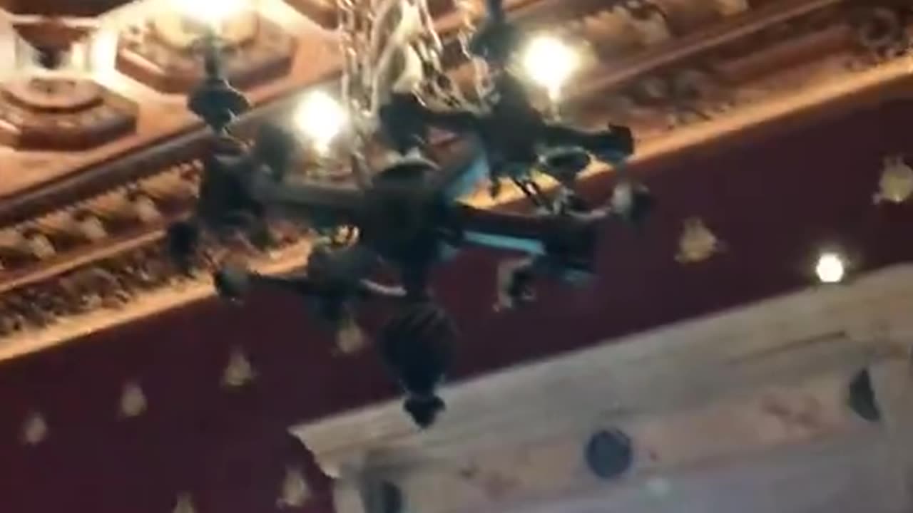 PEOPLE ARE STARTING TO WAKE UP, THE AGE OF AWAKENING IS COMING