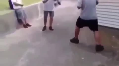 🤯💥 Ducked the Head Kick! | FCN