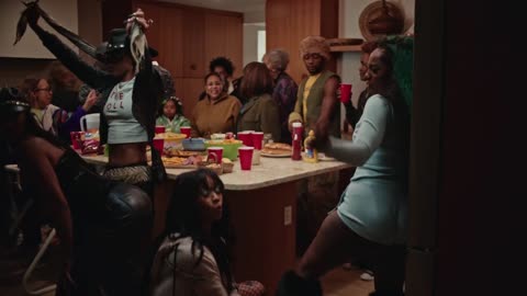 TiaCorine ft. Flo Milli - Lotion (Official Video)