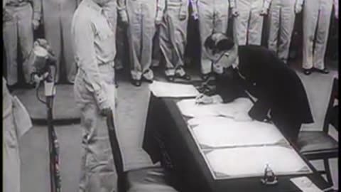 JAPANESE SIGN FINAL SURRENDER - JAPANESE SIGN FINAL SURRENDER - 208-UN-171B