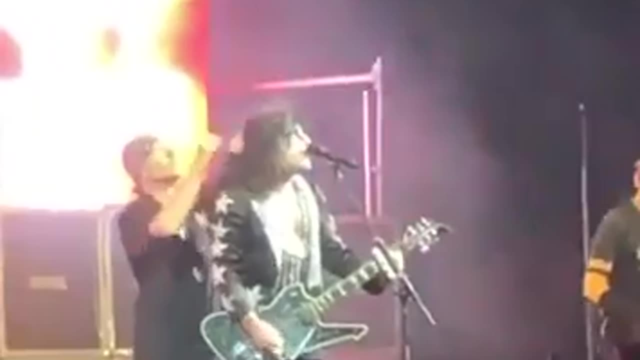 Performer continued playing even when his hair caught fire in the middle of a show.