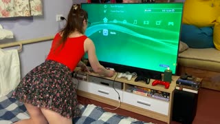 Sexy teen PS3 FAT Startup Sound 4K