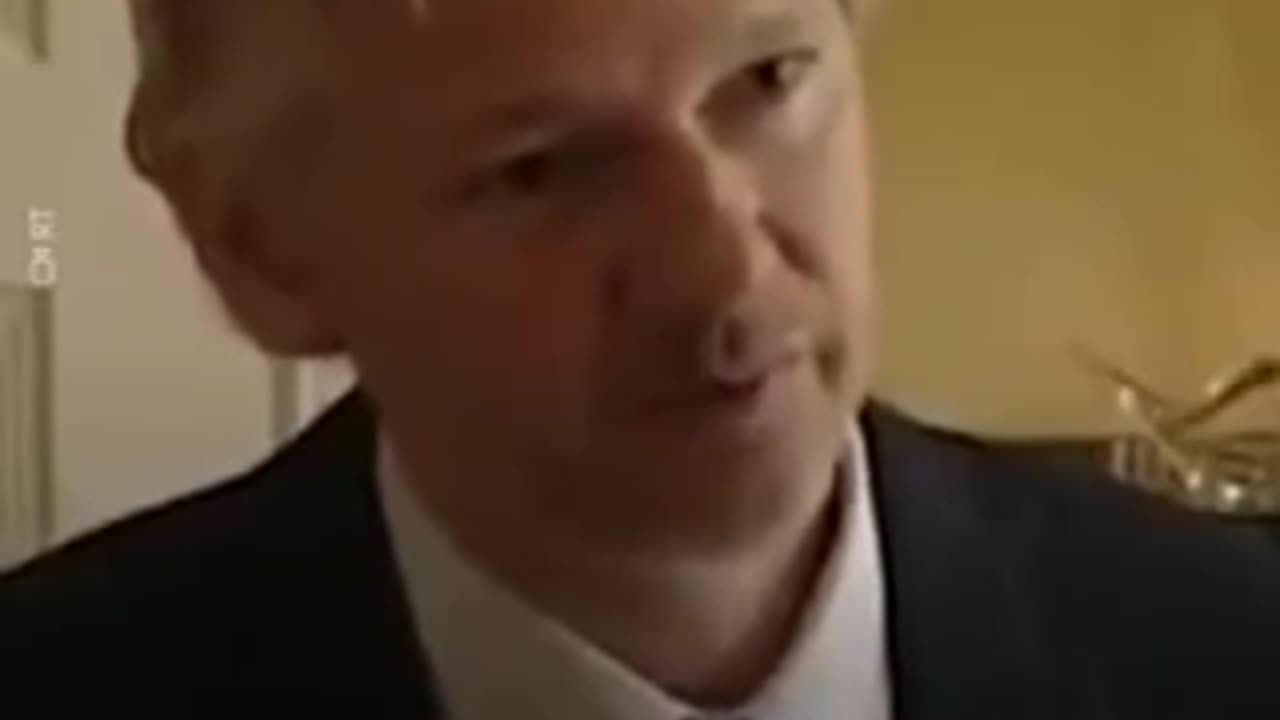 David Icke- A corrupt media can lead to war and devastation