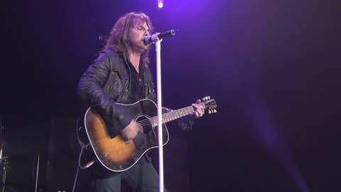 Carrie - Europe (live)