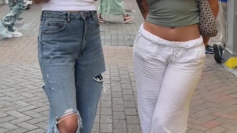 🔥 We Met Bella in Carnaby Street… and She’s NOT Shy 😳