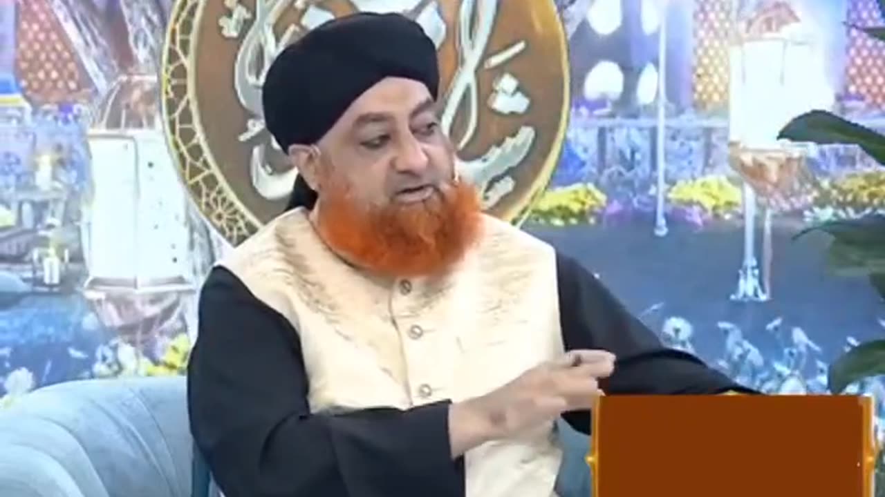 امام صاحب نے سلام پھیر دیا، مقتدی ابھی درود پڑھ رہا تھا کیا کرنا ہوگا؟