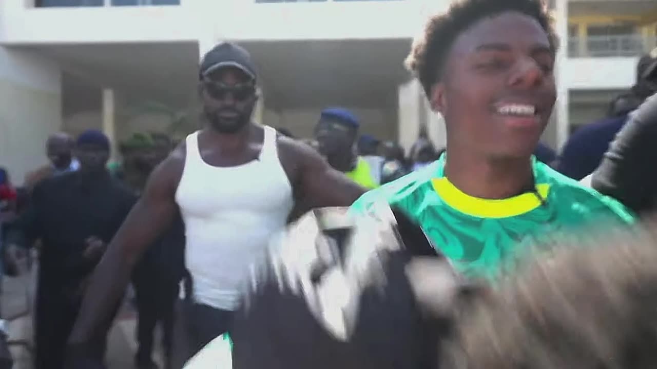 ShowSpeed vs. Fastest Man in Senegal 🇸🇳