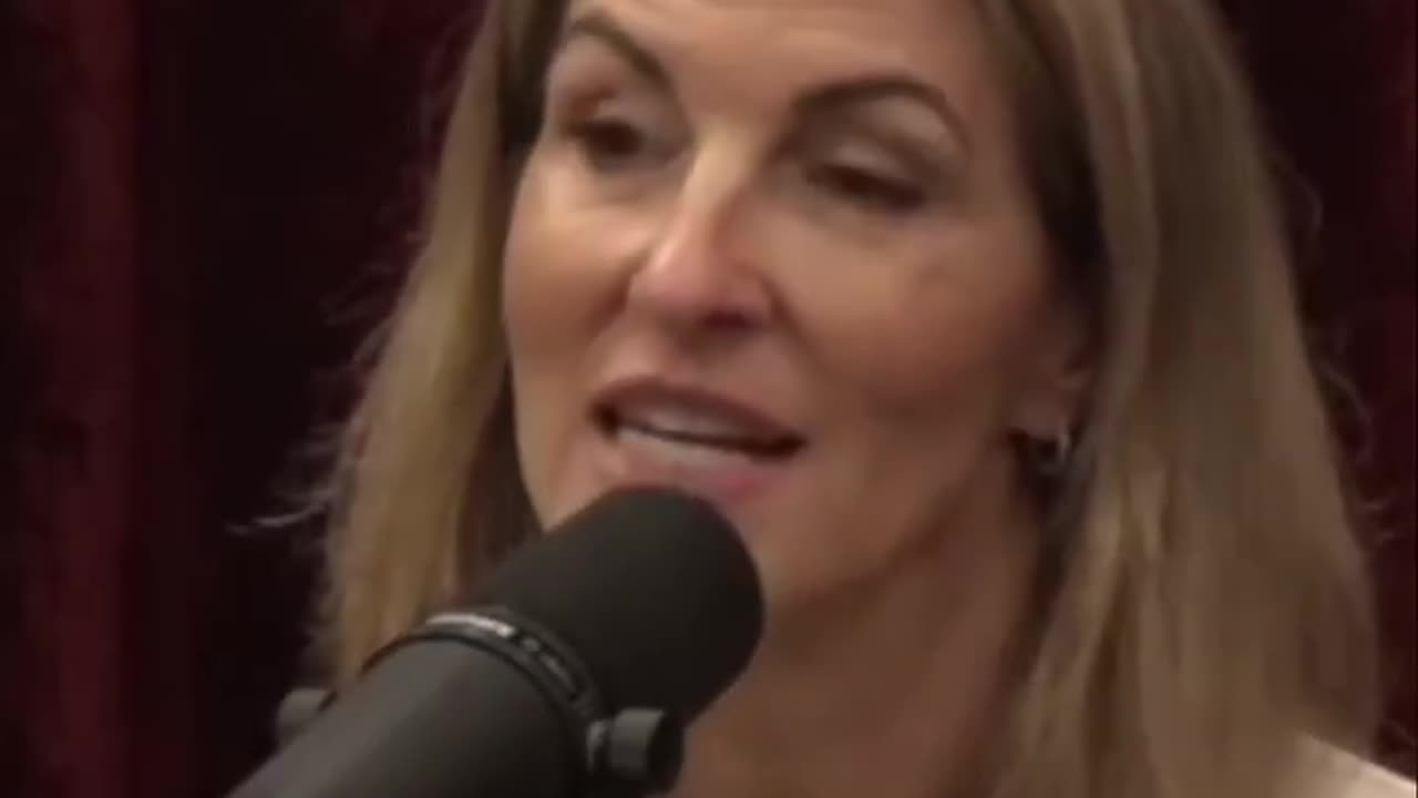 Joe Rogan: "How come nobody I know who wasn't vaccinated got long Covid?"