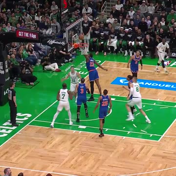 NBA - Pritchard with the slow-down hesi move😤 NYK-BOS | Game 1