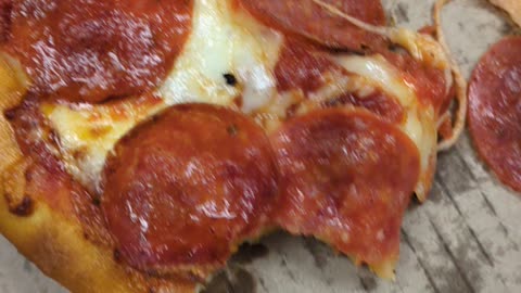 WaWa Rest Stop Personal Pizza Taste Test The Fast-Food Restaurant & Dessert Review Guys