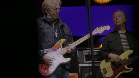 While My Guitar Gently Weeps (The Beatles cover) with Eric Clapton - Peter Frampton (live)