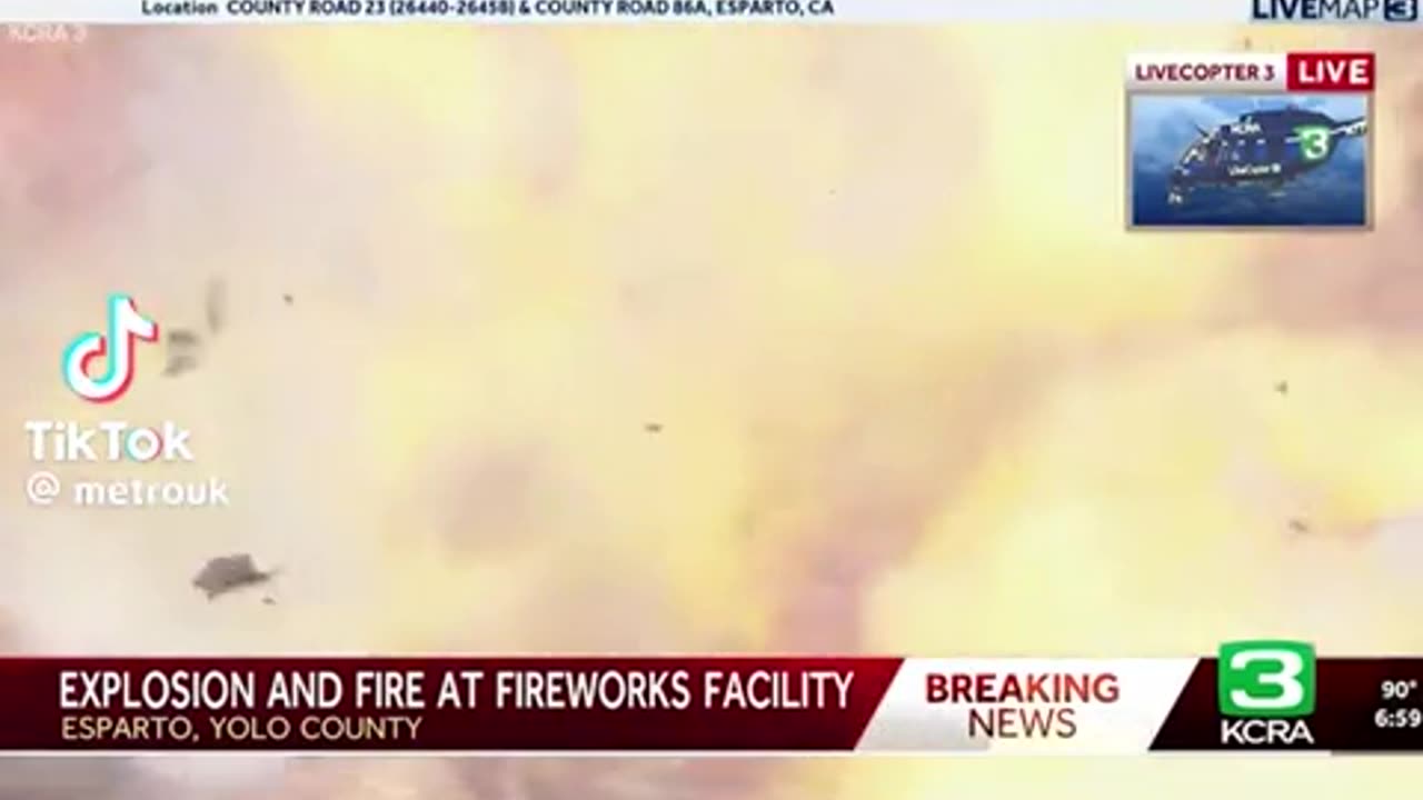 💥😱 You Won't Believe This Fireworks Explosion! | FunFM