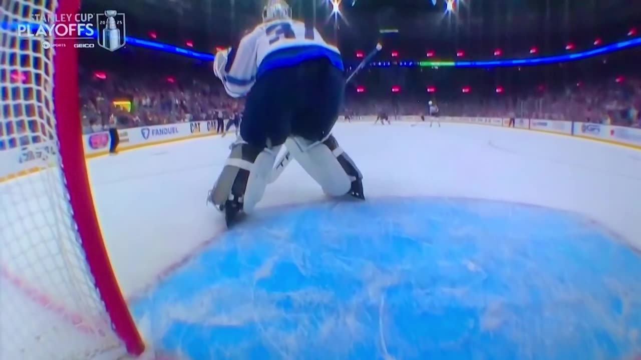 Blues C #10 Brayden Schenn 🥅(2)🏒Wrist-Shot Goal