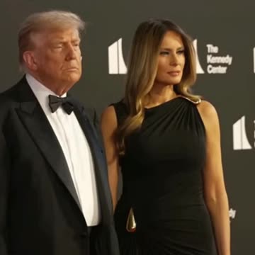 OK, I DO LOOK GOOD...😎😍😍😍