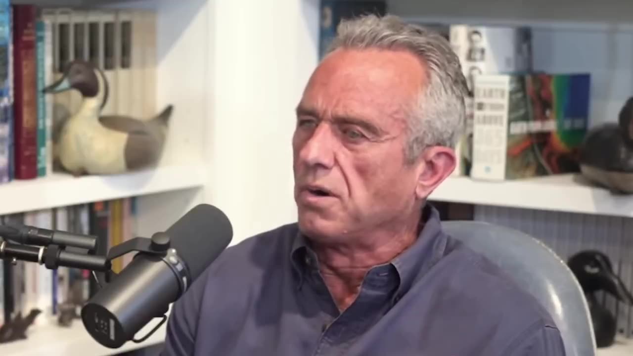 Robert F Kennedy Jr: "The Polio vaccine contained a virus ...