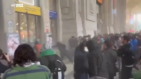 Chaos in Italy: Antifa Clashes with Police at Milan Train Station Over Remigration Summit