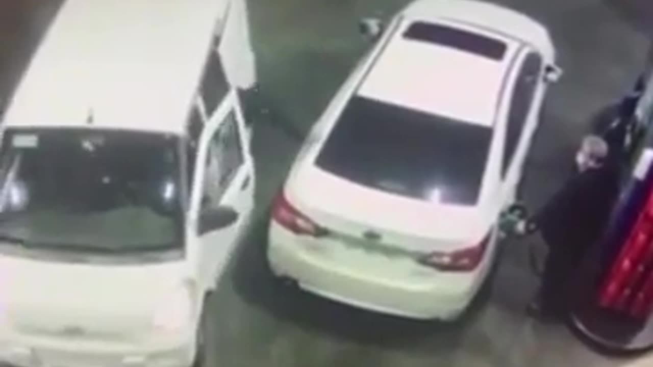 🤯 Quick Thinking Saves the Day | FunFM