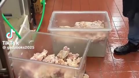 😂🍗 Prep at Buffalo Wild Wings! | FunFM