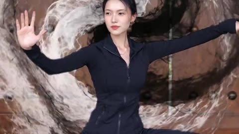 Hot girl Tai Chi