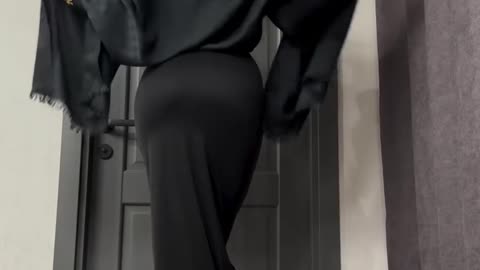 GIRL'S WEARING SEXY CLOTHING follow me for more