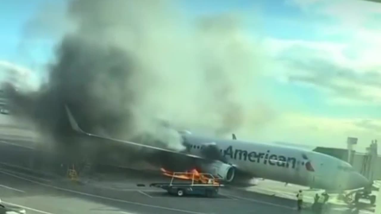 Incendio motor de un avión