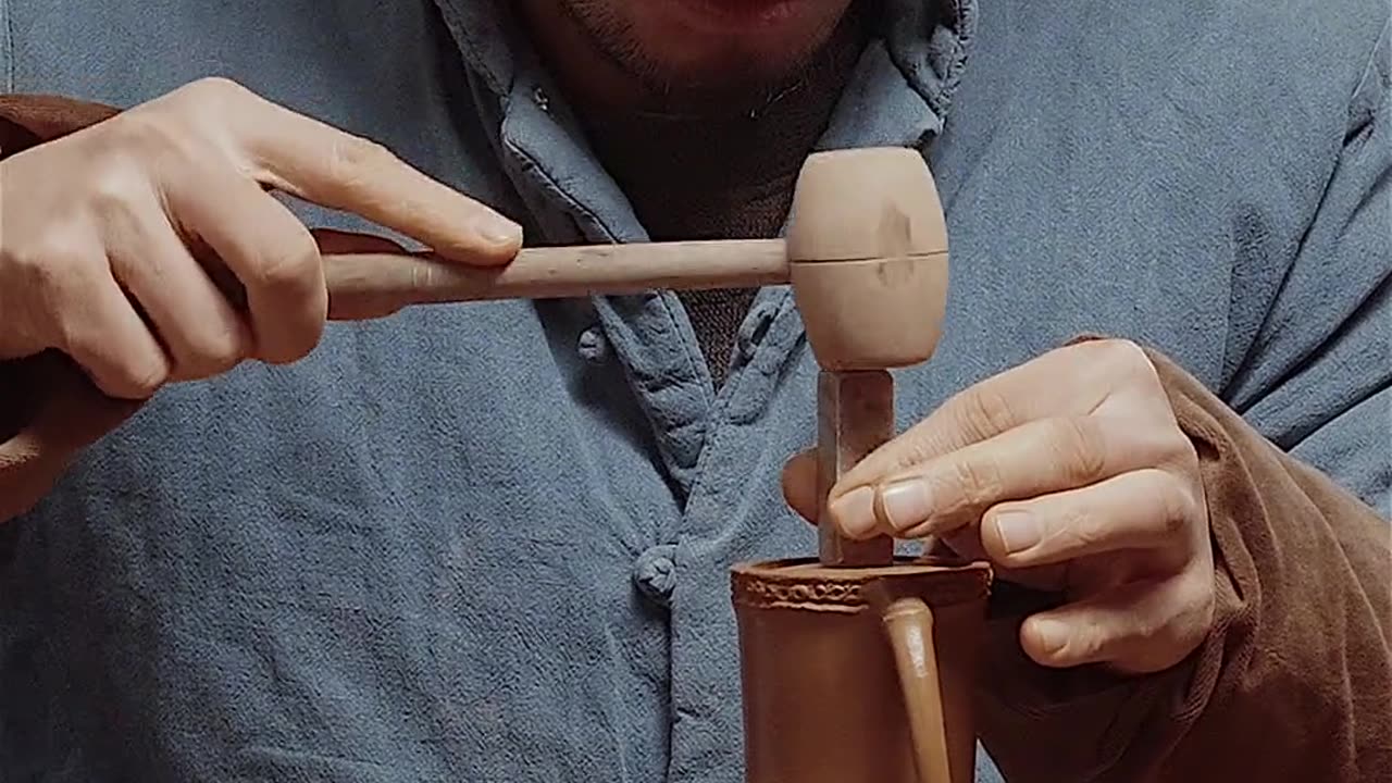 Ancient Craftsmanship – The Art of Making a Teapot by Hand