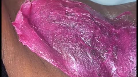 Underarm Waxing with Sexy Smooth Tickled Pink Hard Wax | @glambytheeuniqueesthetic