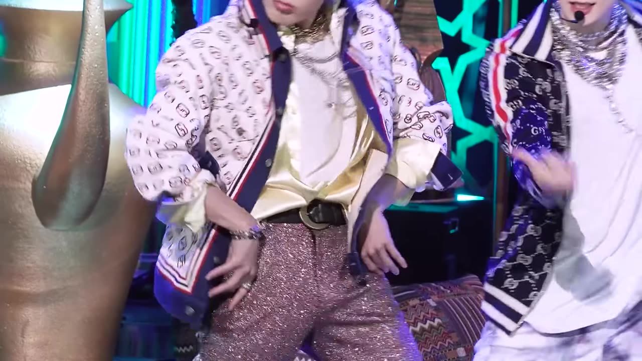 NCT U 태용 직캠 Make A Wish @인기가요 Inkigayo 201018