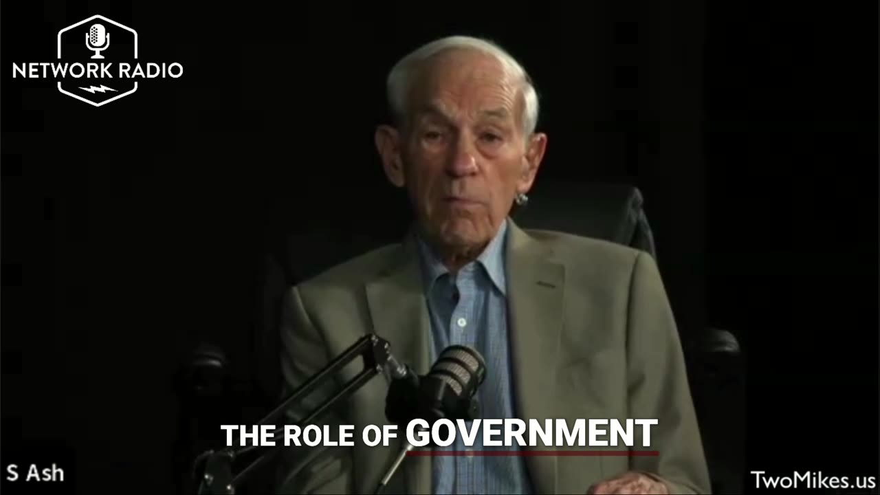 Ron Paul says America is collapsing because the elites are running out of stolen wealth