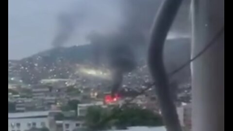 Showing Police's mega operation on Rio de Janeiro