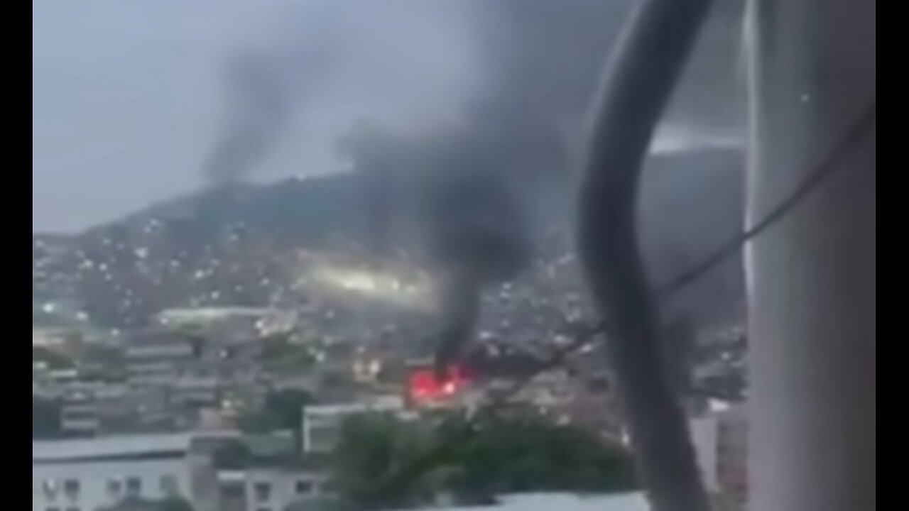 Showing Police's mega operation on Rio de Janeiro