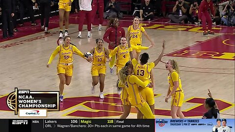 🚨 BUZZER BEATER 3 banked in by Rayah Marshall! | NCAA women's basketball tournament, USC Trojans