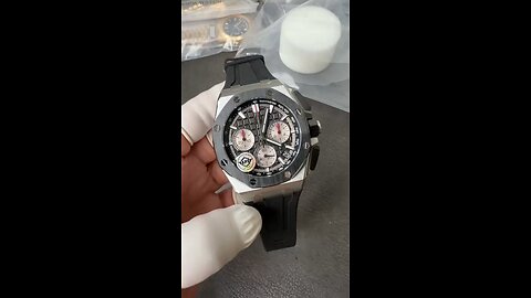 Audemars Piguet Royal Oak Black dial with “Méga Tapisserie” Rhodium-Toned Ref. 26420SO.OO.A002CA.01