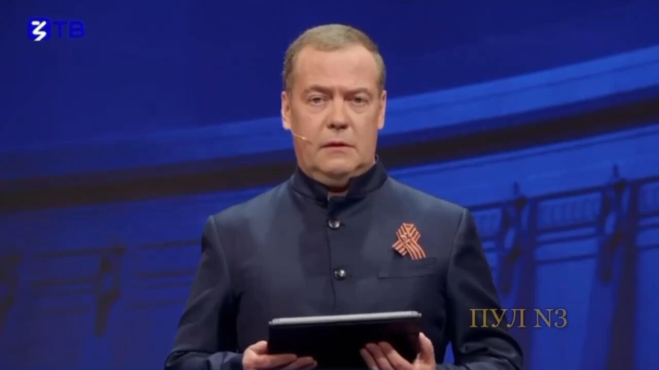 Dmitrij Medveděv prohlásil, že cesta zpátky k Evropě již není a je potřeba ji celou denacifikovat!