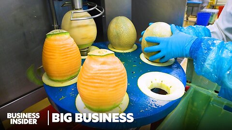 How Qatar Airways Prepares 200,000 Meals From Scratch Every Day | Big Business