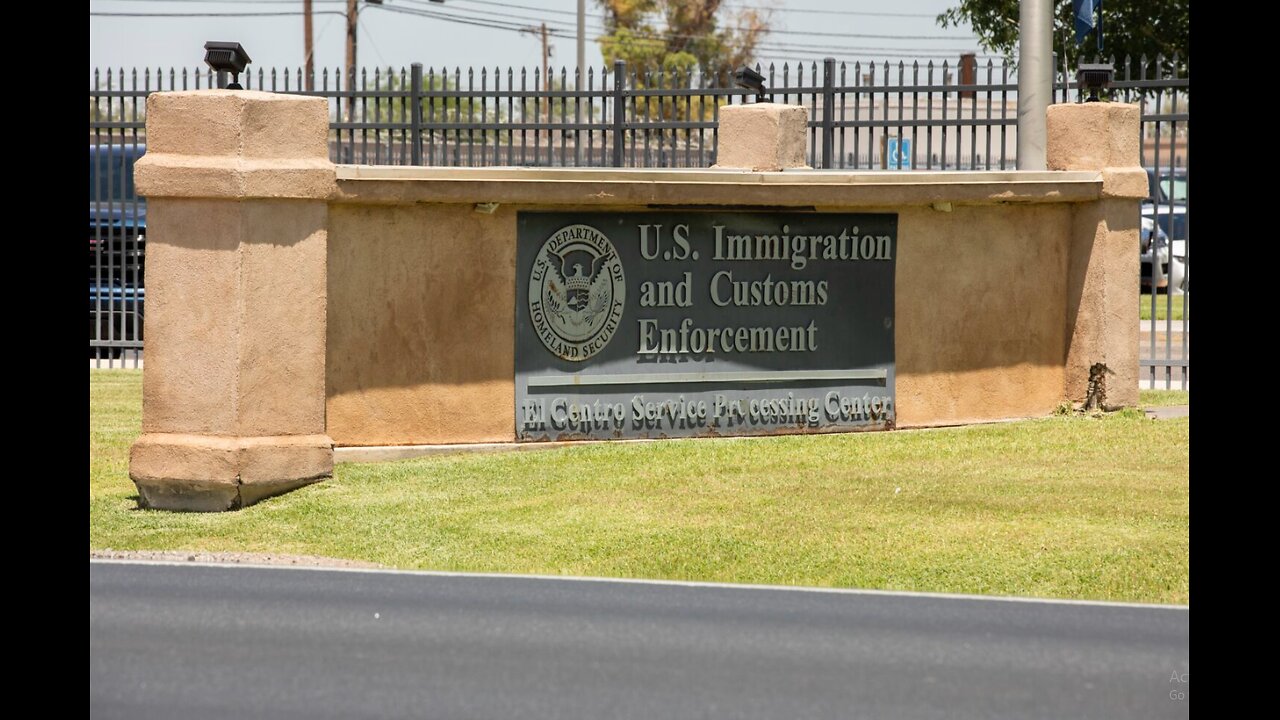 Immigration Groups Sue Trump Admin Over Migrant Registry