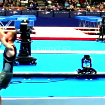 Man Digs Like a Machine!