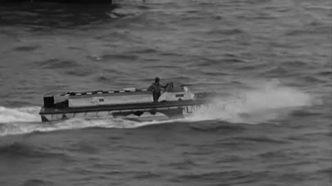 D DAY OFF COAST OF ... - D DAY OFF COAST OF FRANCE. SINKING LCI, BOMBARDMENT OF COAST - 428-npc-4239
