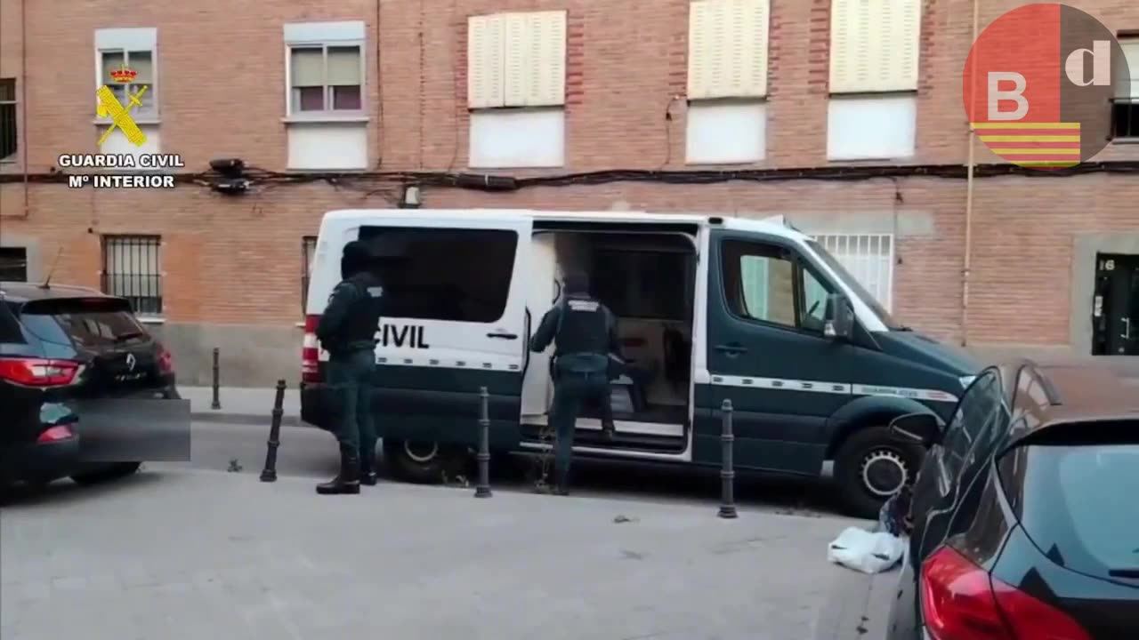 Detenido en Barcelona uno de los asesinos de un joven en un bar de Carballo