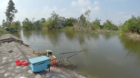 Walleye Trolling in Wide River Mouths