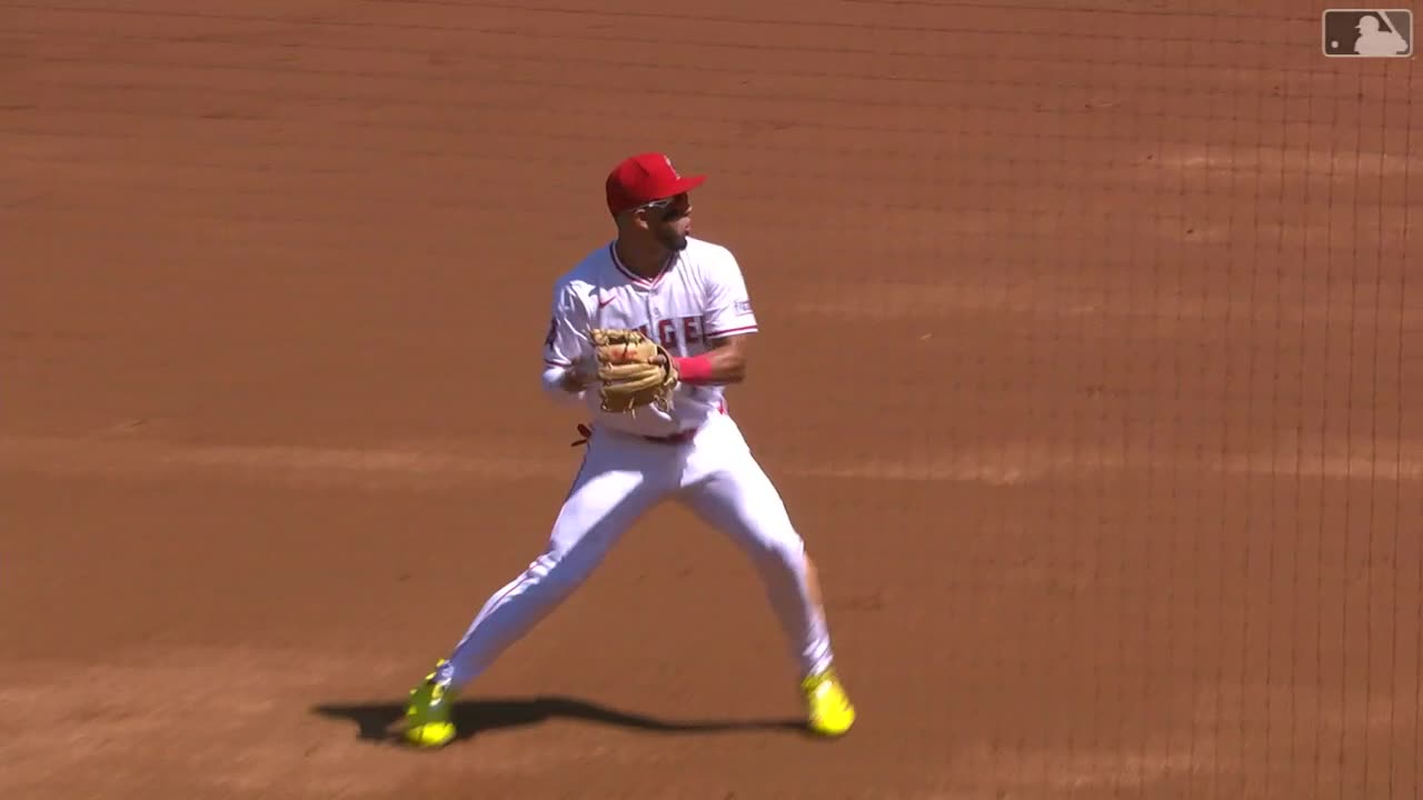 Nada pasa por donde Oswald Peraza