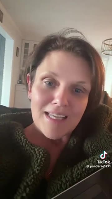 Liberals' Vile Wish: Hopes Karoline Leavitt's Baby Tears Her "Bow to Fking Stern"