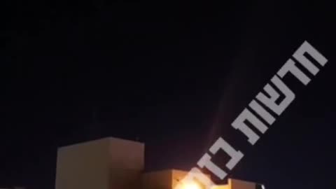 🇮🇱/🇮🇷 WATCH: Iranian ballistics impact in Eilat, southern Israel
