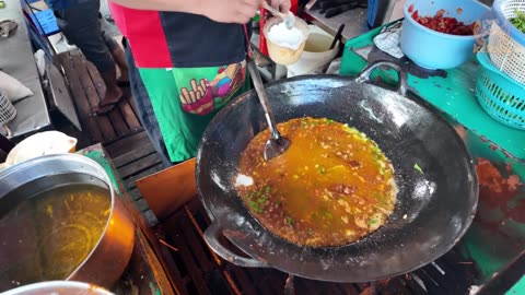 $1 Giant Fried Rice Master Sells 1500 Portions Daily - indonesian Street Food