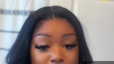 PRETTY TEETEE SATURDAY LIVE TALKING HER SH*T