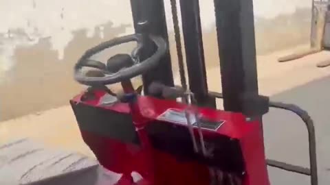 GE-350 Mini Electric 3 Wheel Forklift