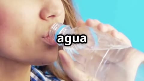 Nestlé está comprando el agua del mundo… ¿y nadie dice nada?